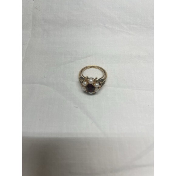 Vintage Avon Roseglow Ruby Red Crystal Ring Size 6 - Picture 5 of 6